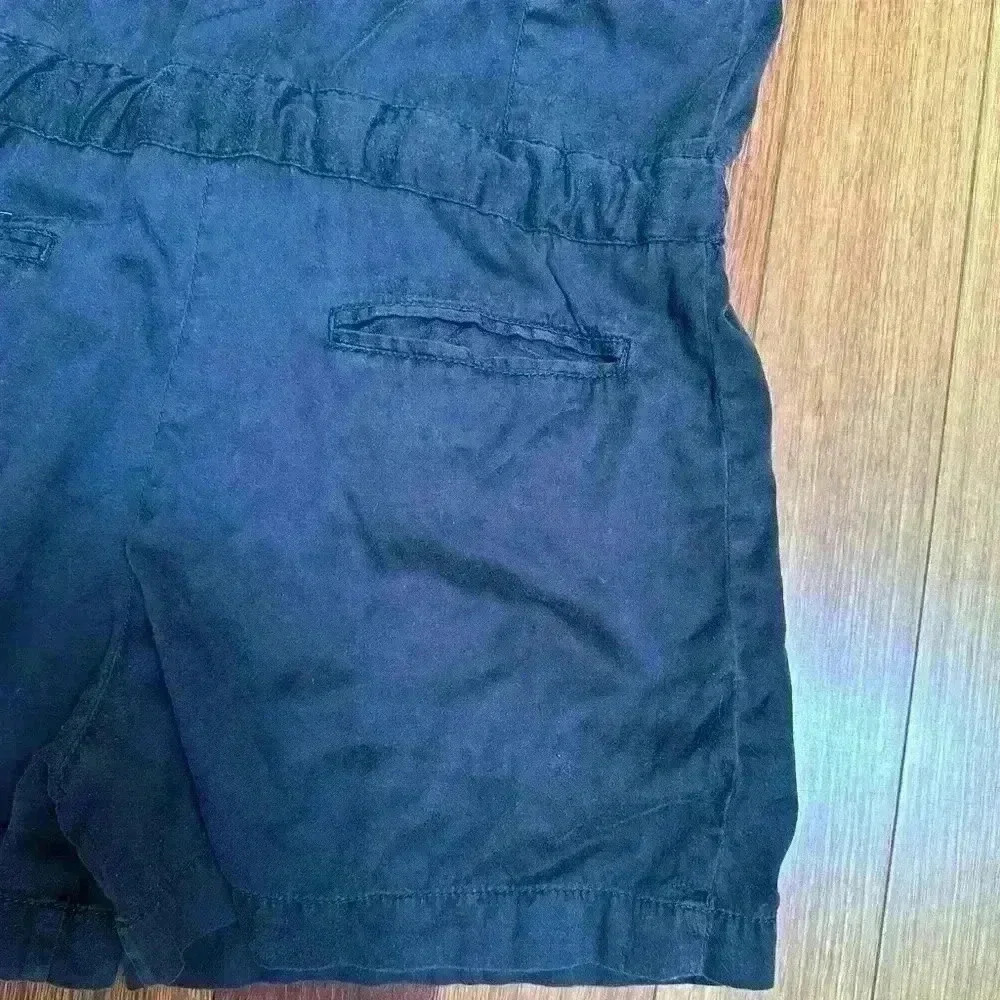 French Connection | Dark grey one piece shorts romper jumpsuit size 8 or medium - Picture 11 of 12